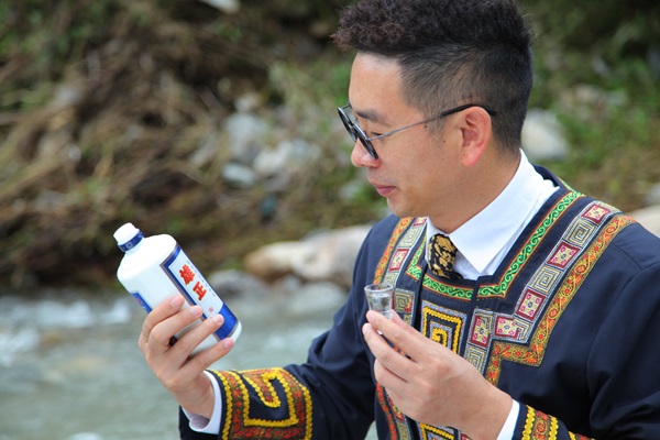 跨越千山萬水，貴州非遺雄正醬香酒落戶溫州